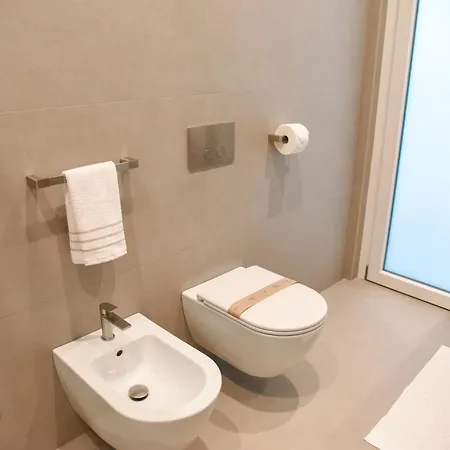 Sannazzaro Moderno In Centro Lägenhet Putignano